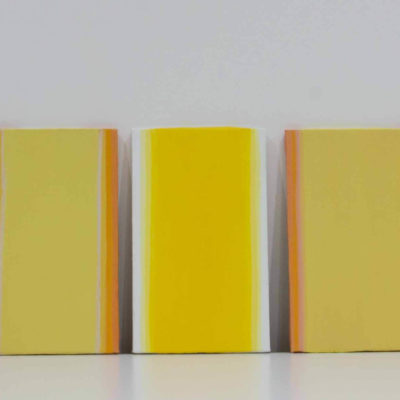 Petites études ‘jaune’, nuancier ‘rose jaune’, ensemble de 7, huile sur panneau, 12 x 20 cm, 2016.